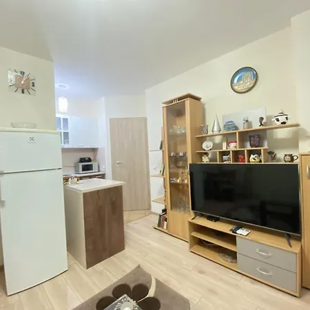 Nera Next To Paradise Mall Lozenetz Apartment