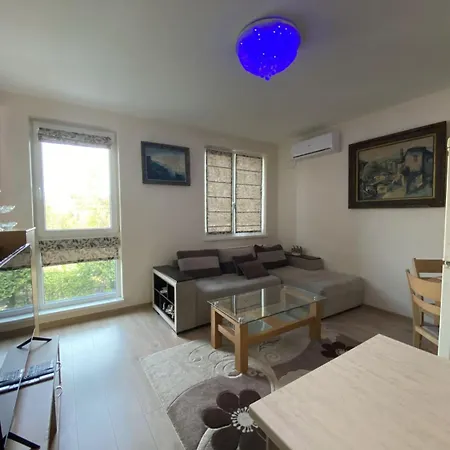Nera Next To Paradise Mall Lozenetz Apartamento *
